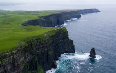 Dans les coulisses de la collection Cliffs : des falaises irlandaises à mes aiguilles